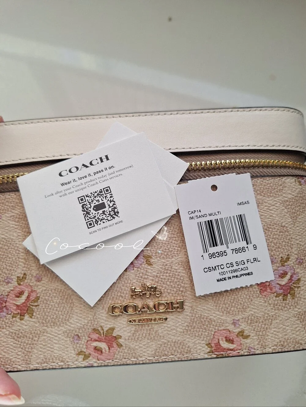 NEW Coach Cosmetic Case In Signature Canvas With Floral Print & Crossbody Chain